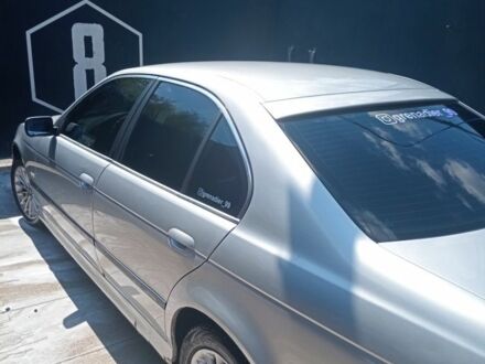 Сірий БМВ 5 Серія, об'ємом двигуна 2.5 л та пробігом 333 тис. км за 4140 $, фото 1 на Automoto.ua