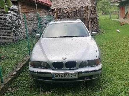 Серый БМВ 5 Серия, объемом двигателя 2.5 л и пробегом 400 тыс. км за 3500 $, фото 1 на Automoto.ua