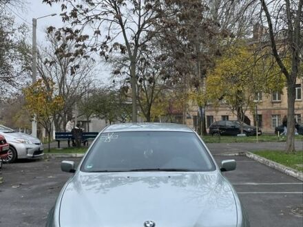 Серый БМВ 5 Серия, объемом двигателя 2.5 л и пробегом 230 тыс. км за 4050 $, фото 1 на Automoto.ua