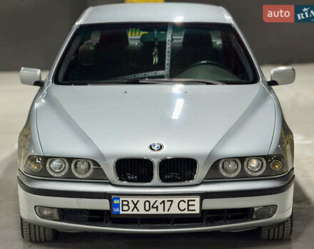 Серый БМВ 5 Серия, объемом двигателя 2.5 л и пробегом 400 тыс. км за 4900 $, фото 1 на Automoto.ua