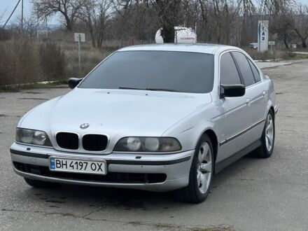 Сірий БМВ 5 Серія, об'ємом двигуна 2.9 л та пробігом 500 тис. км за 4800 $, фото 1 на Automoto.ua