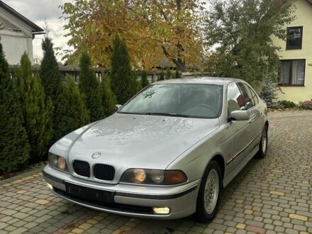 Серый БМВ 5 Серия, объемом двигателя 2.5 л и пробегом 151 тыс. км за 2800 $, фото 1 на Automoto.ua