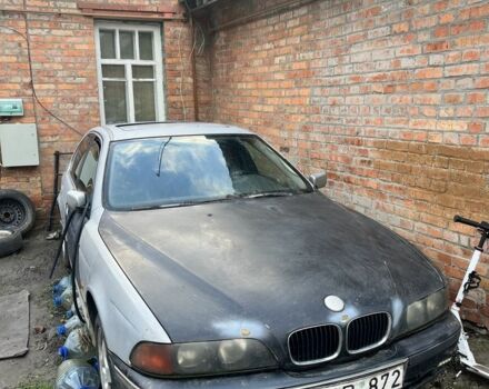 Серый БМВ 5 Серия, объемом двигателя 2.5 л и пробегом 111 тыс. км за 650 $, фото 1 на Automoto.ua