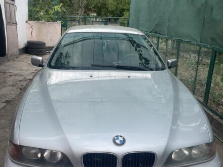 БМВ 5 Серія 1998 у Подільськ (Котовськ) на Automoto.ua Сірий БМВ 5 Серія, об'ємом двигуна 2.5 л та пробігом 300 тис. км за 4700 $, фото 1 на Automoto.ua