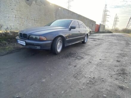 Серый БМВ 5 Серия, объемом двигателя 2 л и пробегом 200 тыс. км за 2950 $, фото 1 на Automoto.ua