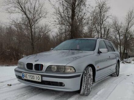 Серый БМВ 5 Серия, объемом двигателя 2.5 л и пробегом 450 тыс. км за 2999 $, фото 1 на Automoto.ua