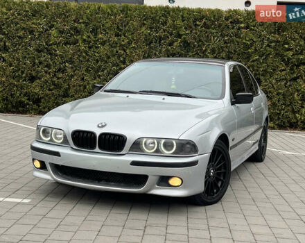 Серый БМВ 5 Серия, объемом двигателя 4.4 л и пробегом 350 тыс. км за 4999 $, фото 1 на Automoto.ua