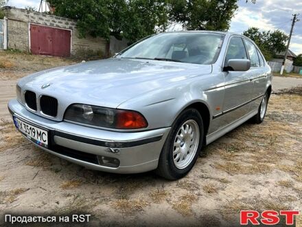 БМВ 5 Серія 1998 у Чугуеве на Automoto.ua Сірий БМВ 5 Серія, об'ємом двигуна 2.5 л та пробігом 314 тис. км за 3700 $, фото 1 на Automoto.ua