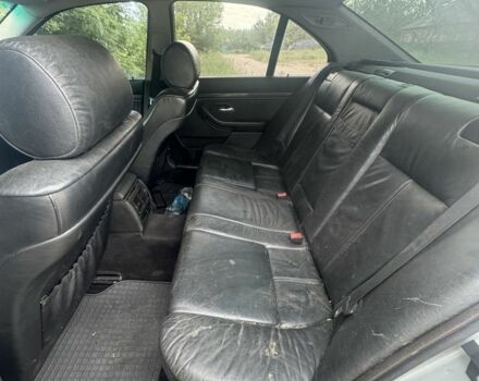 Серый БМВ 5 Серия, объемом двигателя 2 л и пробегом 400 тыс. км за 3500 $, фото 1 на Automoto.ua