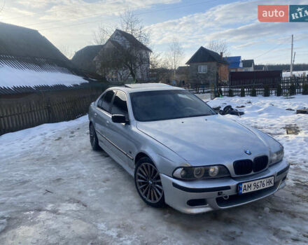 Серый БМВ 5 Серия, объемом двигателя 1.99 л и пробегом 300 тыс. км за 3300 $, фото 1 на Automoto.ua