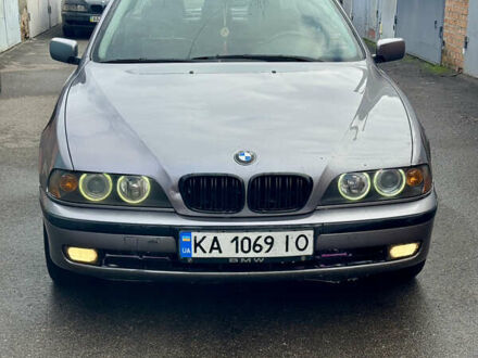 Сірий БМВ 5 Серія, об'ємом двигуна 1.99 л та пробігом 350 тис. км за 4500 $, фото 1 на Automoto.ua