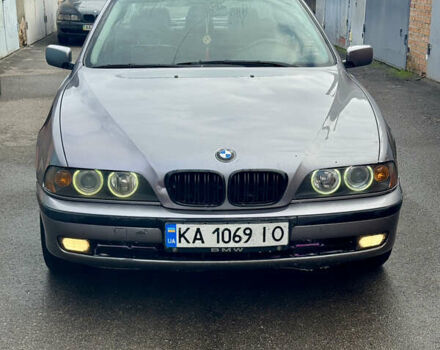 Серый БМВ 5 Серия, объемом двигателя 1.99 л и пробегом 350 тыс. км за 4500 $, фото 1 на Automoto.ua