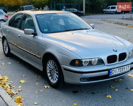 Серый БМВ 5 Серия, объемом двигателя 2.79 л и пробегом 360 тыс. км за 6500 $, фото 1 на Automoto.ua