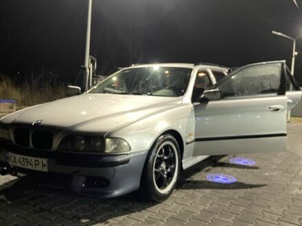 Серый БМВ 5 Серия, объемом двигателя 2.9 л и пробегом 330 тыс. км за 3650 $, фото 1 на Automoto.ua