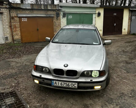 Сірий БМВ 5 Серія, об'ємом двигуна 2.5 л та пробігом 340 тис. км за 2500 $, фото 1 на Automoto.ua