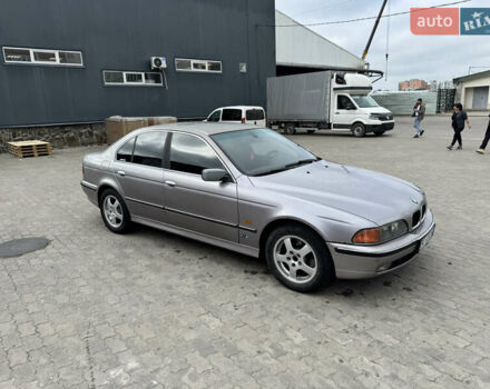 Сірий БМВ 5 Серія, об'ємом двигуна 2 л та пробігом 583 тис. км за 2999 $, фото 1 на Automoto.ua