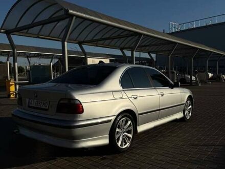 Серый БМВ 5 Серия, объемом двигателя 3 л и пробегом 338 тыс. км за 4400 $, фото 1 на Automoto.ua