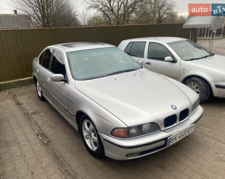 Серый БМВ 5 Серия, объемом двигателя 2.5 л и пробегом 300 тыс. км за 4300 $, фото 1 на Automoto.ua