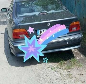 Серый БМВ 5 Серия, объемом двигателя 2.9 л и пробегом 250 тыс. км за 8000 $, фото 1 на Automoto.ua