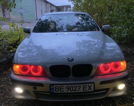 Серый БМВ 5 Серия, объемом двигателя 2 л и пробегом 200 тыс. км за 2999 $, фото 1 на Automoto.ua