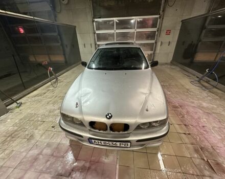 Серый БМВ 5 Серия, объемом двигателя 2.9 л и пробегом 376 тыс. км за 4000 $, фото 1 на Automoto.ua