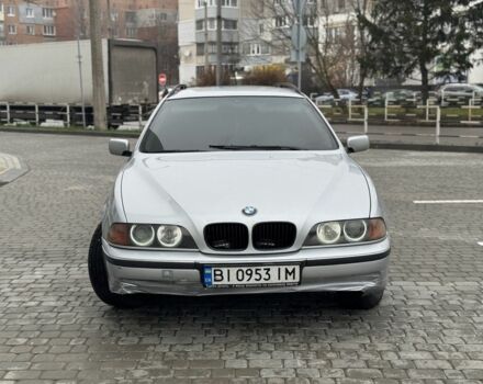 Серый БМВ 5 Серия, объемом двигателя 2 л и пробегом 300 тыс. км за 2750 $, фото 1 на Automoto.ua