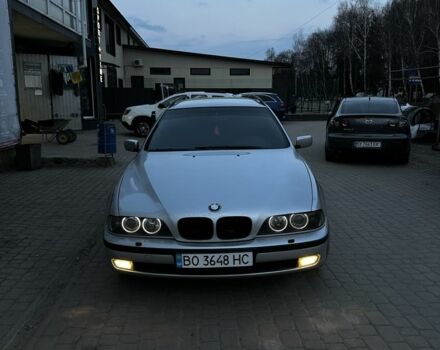 Серый БМВ 5 Серия, объемом двигателя 3 л и пробегом 352 тыс. км за 3850 $, фото 1 на Automoto.ua