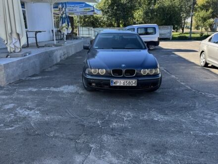 Серый БМВ 5 Серия, объемом двигателя 2.5 л и пробегом 300 тыс. км за 2000 $, фото 1 на Automoto.ua