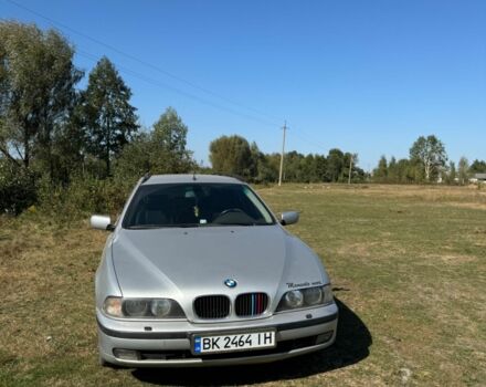 Серый БМВ 5 Серия, объемом двигателя 2.9 л и пробегом 458 тыс. км за 3800 $, фото 1 на Automoto.ua