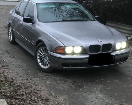 Серый БМВ 5 Серия, объемом двигателя 2 л и пробегом 400 тыс. км за 2000 $, фото 1 на Automoto.ua