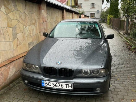 БМВ 5 Серия 2000 в Городке на Automoto.ua Серый БМВ 5 Серия, объемом двигателя 2.5 л и пробегом 440 тыс. км за 6500 $, фото 1 на Automoto.ua