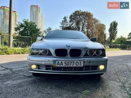 Сірий БМВ 5 Серія, об'ємом двигуна 2.5 л та пробігом 450 тис. км за 4799 $, фото 1 на Automoto.ua