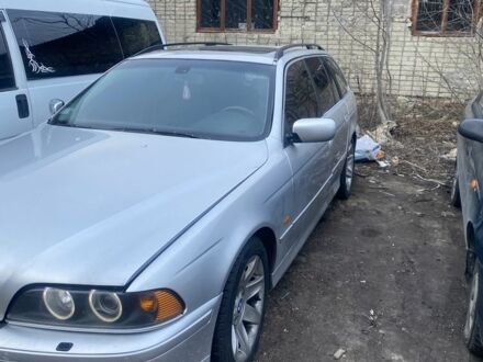 Серый БМВ 5 Серия, объемом двигателя 2.9 л и пробегом 435 тыс. км за 4000 $, фото 1 на Automoto.ua