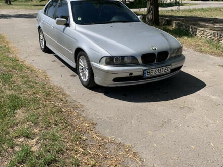 Серый БМВ 5 Серия, объемом двигателя 2.5 л и пробегом 275 тыс. км за 5800 $, фото 1 на Automoto.ua