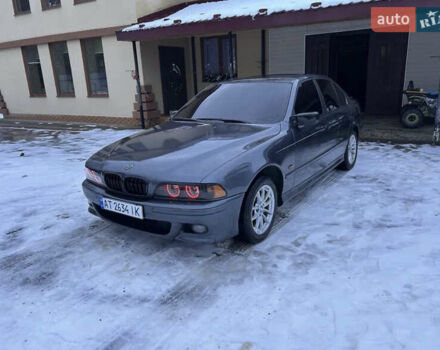 Серый БМВ 5 Серия, объемом двигателя 2 л и пробегом 400 тыс. км за 5000 $, фото 1 на Automoto.ua