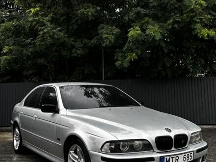 Серый БМВ 5 Серия, объемом двигателя 0 л и пробегом 300 тыс. км за 3100 $, фото 1 на Automoto.ua