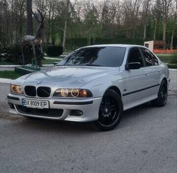 Серый БМВ 5 Серия, объемом двигателя 2.93 л и пробегом 425 тыс. км за 7200 $, фото 1 на Automoto.ua