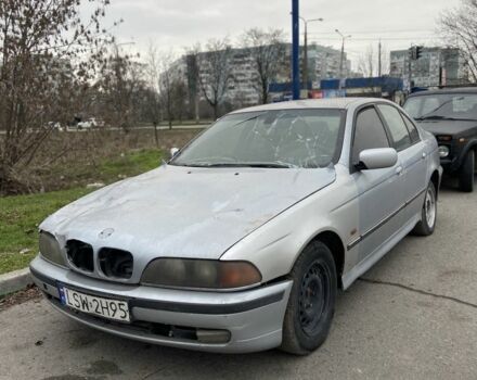 Серый БМВ 5 Серия, объемом двигателя 0 л и пробегом 250 тыс. км за 800 $, фото 1 на Automoto.ua