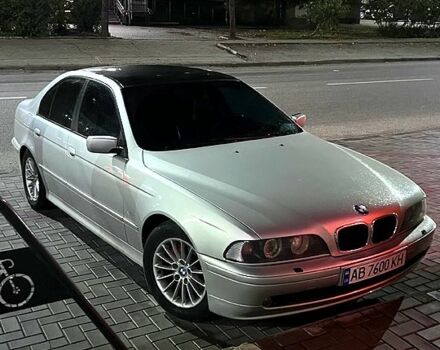 Серый БМВ 5 Серия, объемом двигателя 2.5 л и пробегом 300 тыс. км за 4900 $, фото 1 на Automoto.ua
