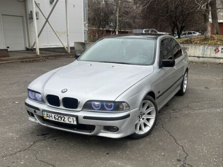 Серый БМВ 5 Серия, объемом двигателя 2.2 л и пробегом 333 тыс. км за 3500 $, фото 1 на Automoto.ua