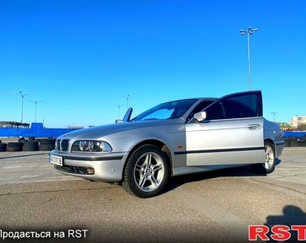 Серый БМВ 5 Серия, объемом двигателя 2.5 л и пробегом 350 тыс. км за 5400 $, фото 1 на Automoto.ua