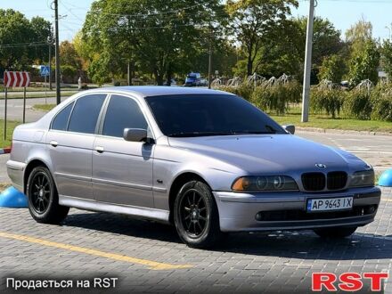 Серый БМВ 5 Серия, объемом двигателя 2.5 л и пробегом 530 тыс. км за 4400 $, фото 1 на Automoto.ua