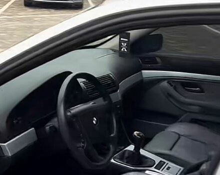 Серый БМВ 5 Серия, объемом двигателя 2 л и пробегом 0 тыс. км за 2400 $, фото 1 на Automoto.ua