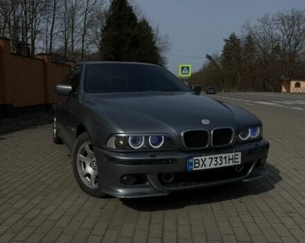 Серый БМВ 5 Серия, объемом двигателя 3 л и пробегом 505 тыс. км за 5500 $, фото 1 на Automoto.ua