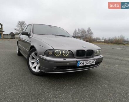 Серый БМВ 5 Серия, объемом двигателя 3 л и пробегом 680 тыс. км за 8200 $, фото 1 на Automoto.ua