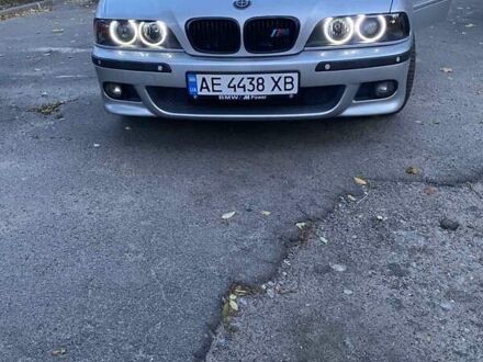 Сірий БМВ 5 Серія, об'ємом двигуна 2.9 л та пробігом 400 тис. км за 8000 $, фото 1 на Automoto.ua