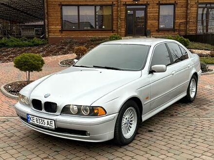 Серый БМВ 5 Серия, объемом двигателя 2 л и пробегом 340 тыс. км за 5599 $, фото 1 на Automoto.ua