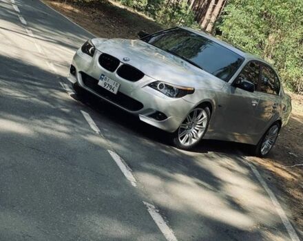 Серый БМВ 5 Серия, объемом двигателя 2.49 л и пробегом 300 тыс. км за 8000 $, фото 1 на Automoto.ua