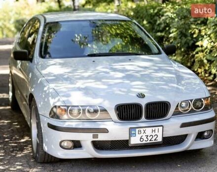 Серый БМВ 5 Серия, объемом двигателя 2.5 л и пробегом 500 тыс. км за 5500 $, фото 1 на Automoto.ua