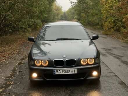 Серый БМВ 5 Серия, объемом двигателя 3 л и пробегом 400 тыс. км за 6400 $, фото 1 на Automoto.ua